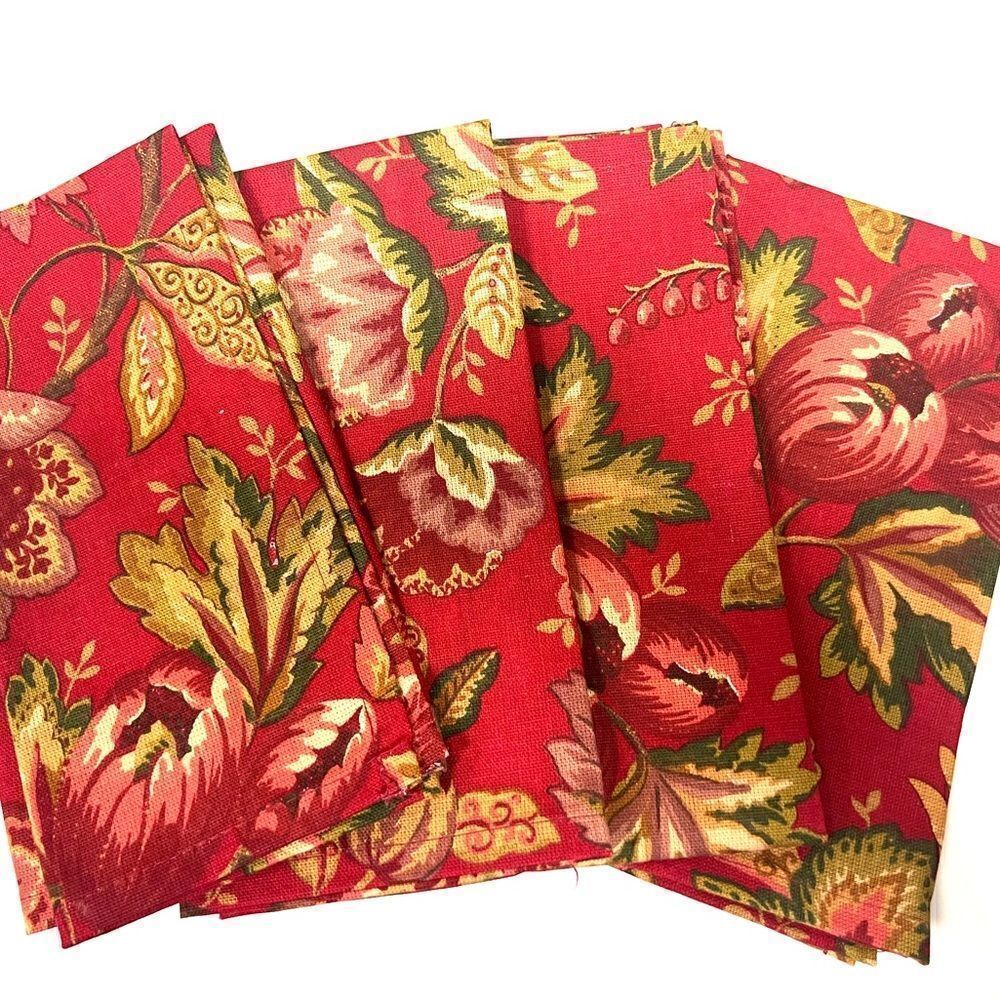 Four 100 % cotton napkins holiday floral print 20 x 20